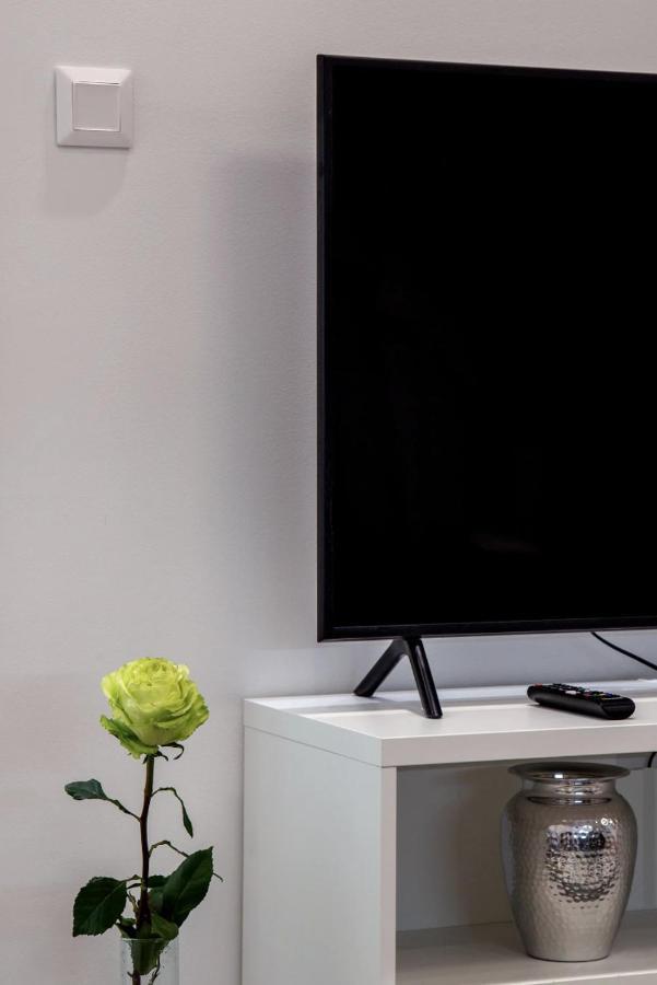 Premium Apartment By Hi5-King Street'S Luxury Budapest Extérieur photo